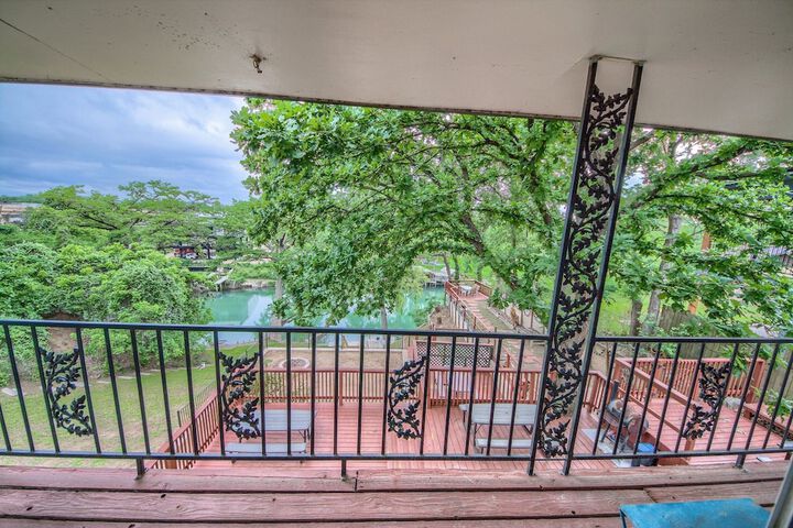 Terrace/Patio 20 of 41