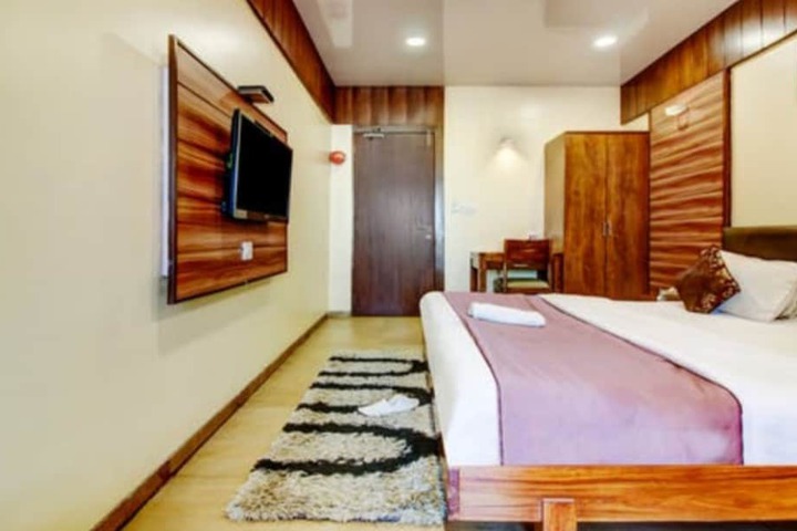 Room 15 of 26