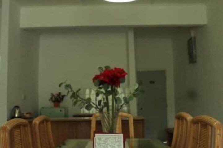 Room 29 of 66