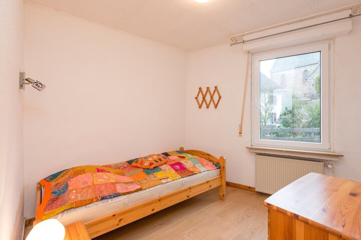 Room 5 of 40