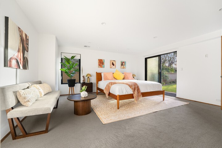 Room 2 of 41