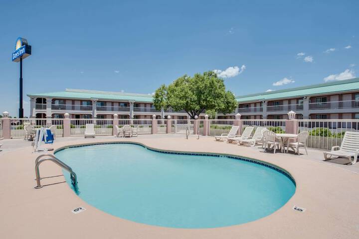 Pool 15 of 16