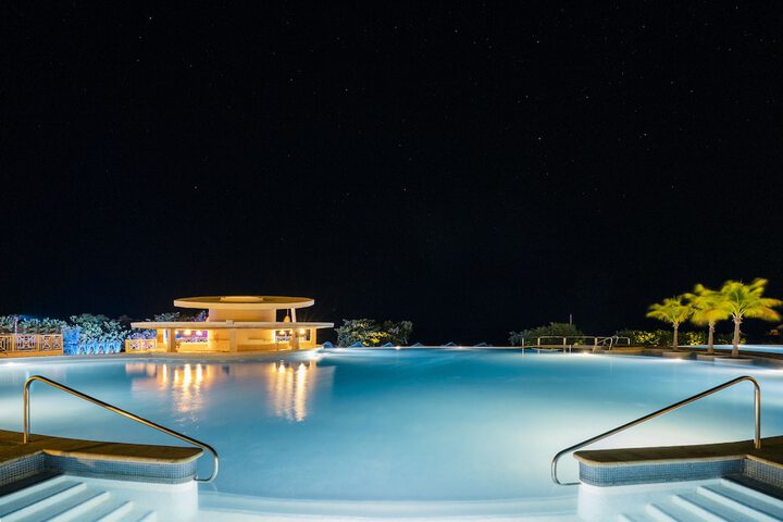 Pool 25 of 97