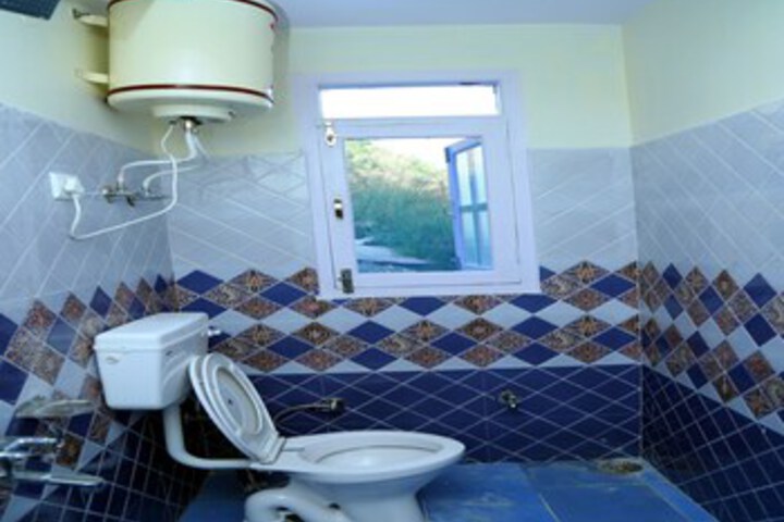 Room 6 of 24