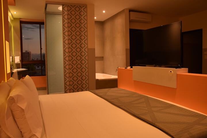 Room 103 of 118