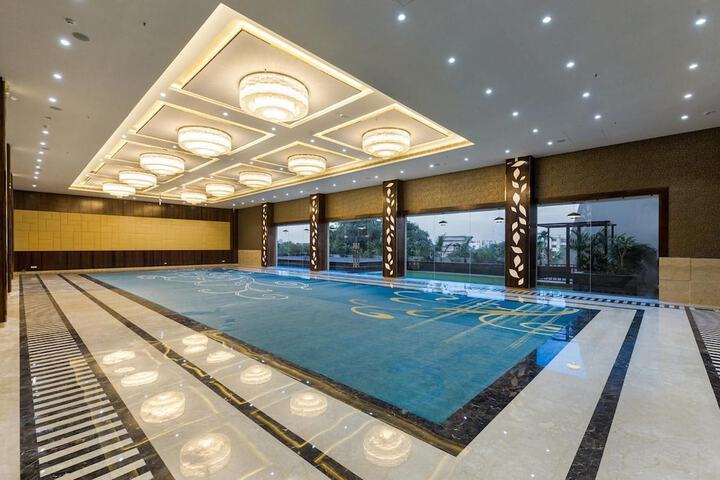 Pool 24 of 45