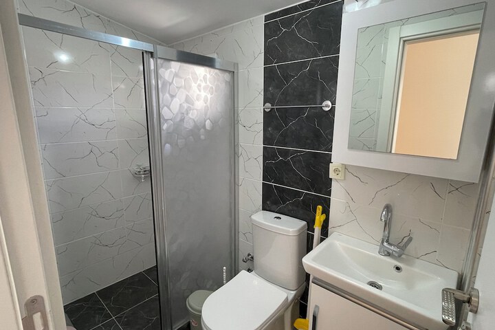 Room 44 of 58