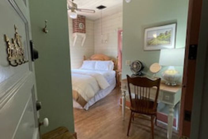 Room 16 of 117