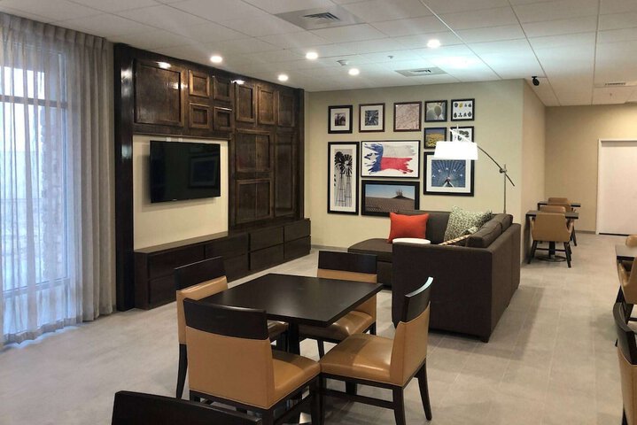 Breakfast/Coffee Service 14 of 18