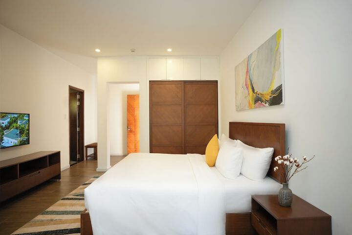 Room 50 of 165