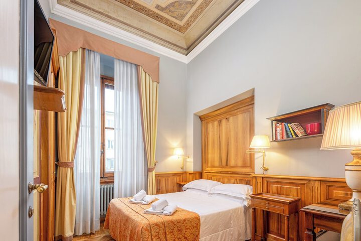 Room 20 of 36