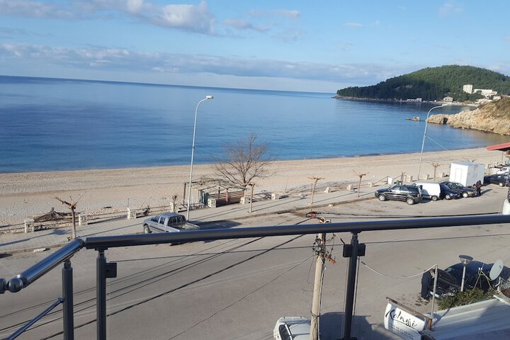 Beach 19 of 25