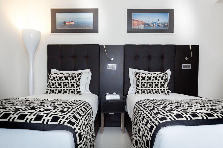 Room 5 of 49