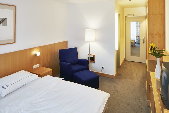 Room 19 of 68