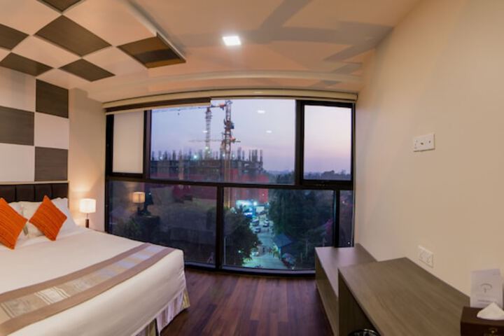Room 20 of 129
