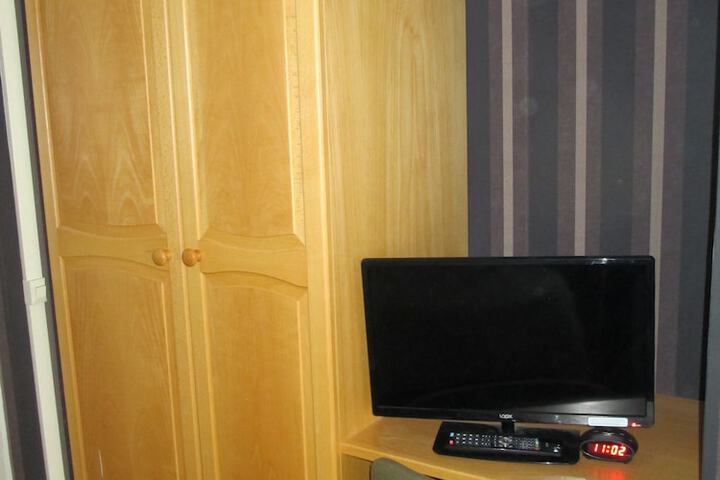 Room 5 of 28