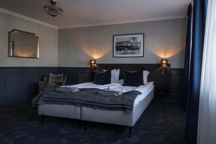 Room 16 of 35