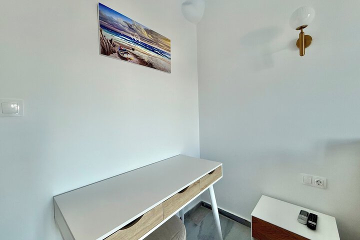 Room 13 of 53