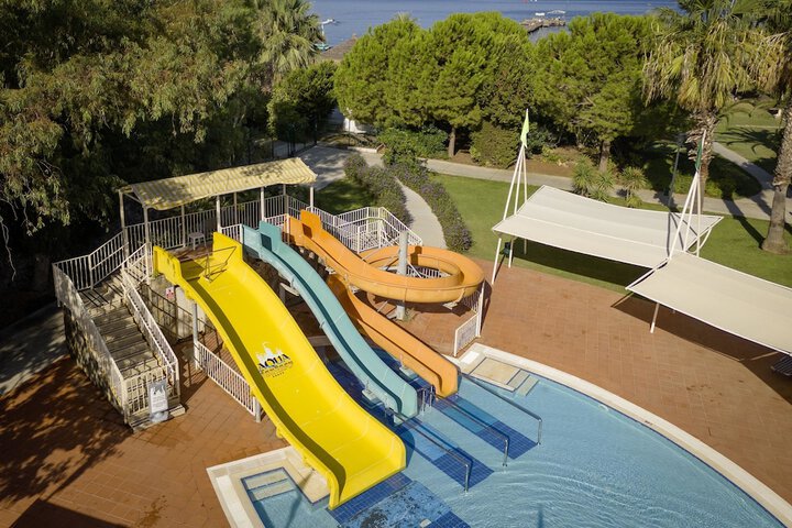 Pool 59 of 202