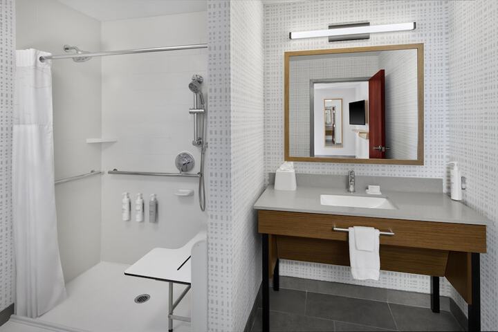 Bathroom shower