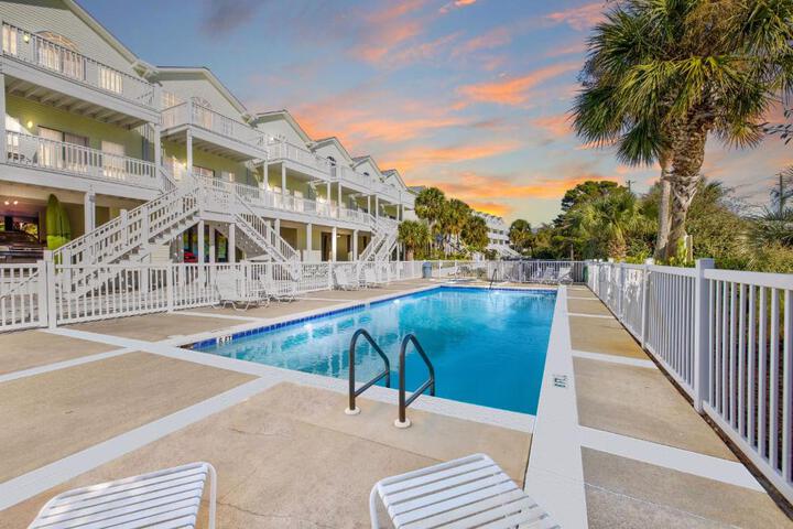 Exterior of Beach Blessings Luxe 30A Townhome 2BR 3Bath Walk to Beach, Pool, Hot Tub