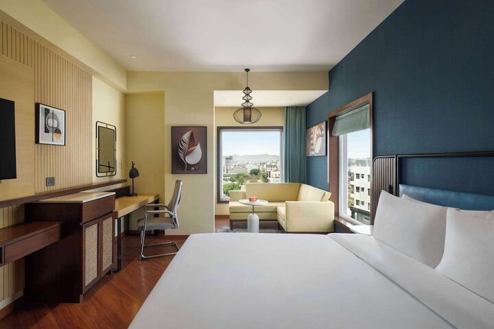 Room 14 of 34