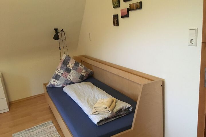 Room 19 of 48