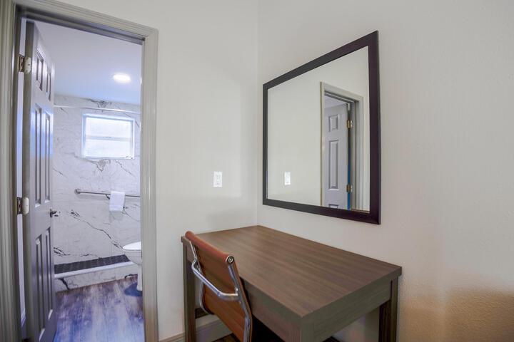 1 King Bed with Kitchenette (13 of 68)