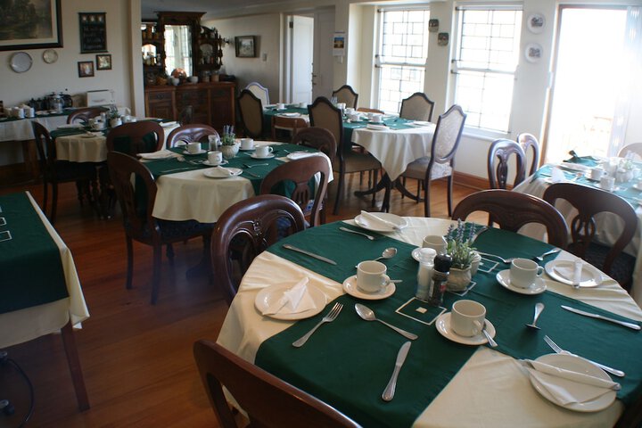 Breakfast/Coffee Service 145 of 198