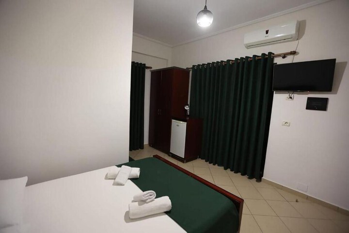 Room 16 of 69
