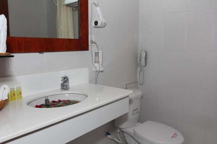 Room 21 of 29