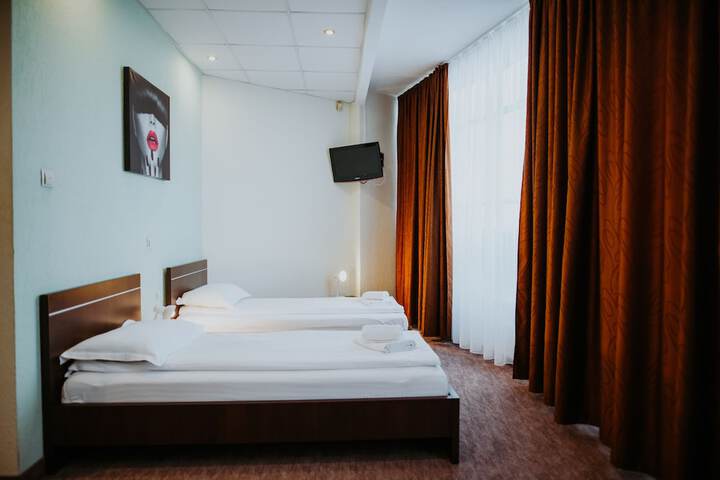 Room 6 of 57
