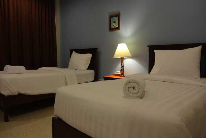 Room 8 of 45