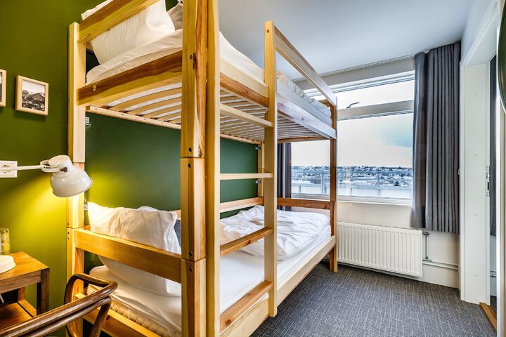 Room 11 of 29
