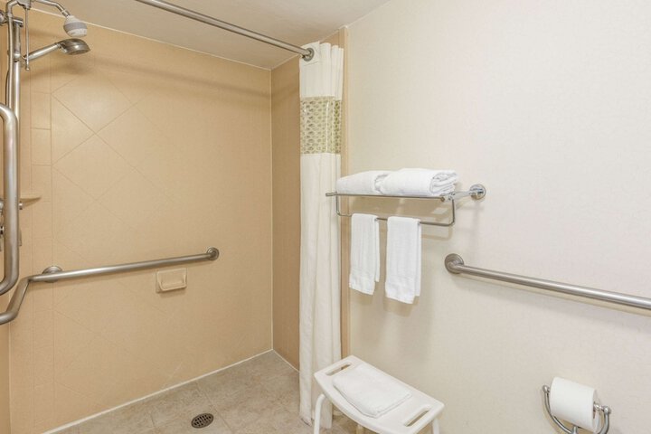 Clean Restrooms