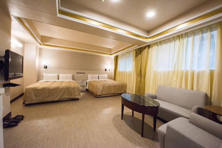 Room 17 of 80