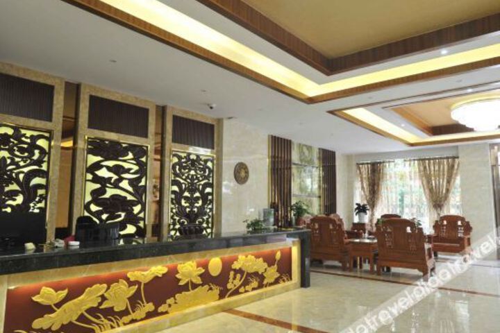 Hotel Interior 6 of 24