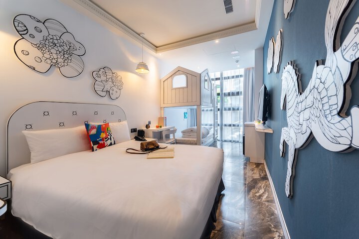 Room 6 of 47
