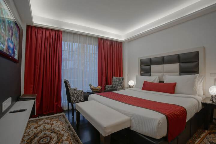 Room 7 of 41