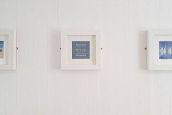 Room 15 of 18