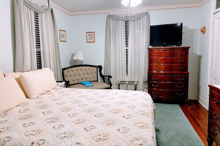 Room 17 of 53