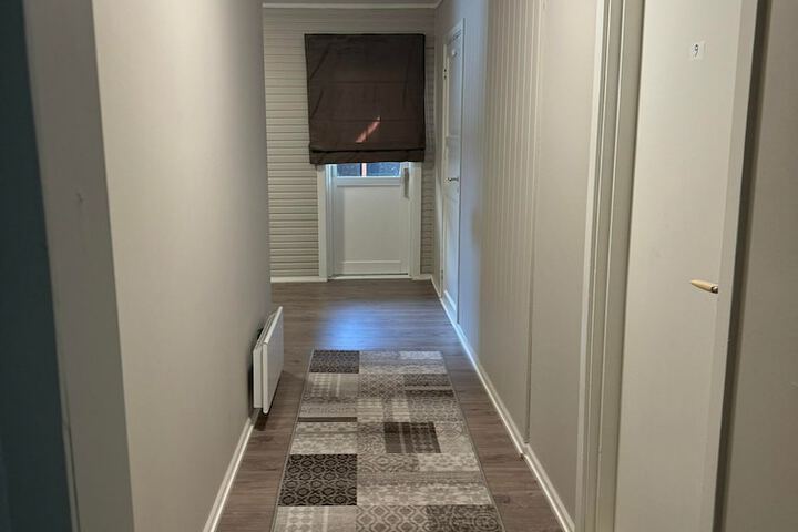 Room 21 of 38