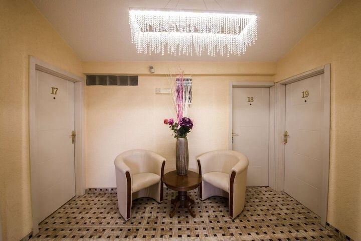 Hotel 42 of 42