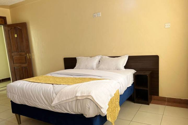 Room 3 of 17