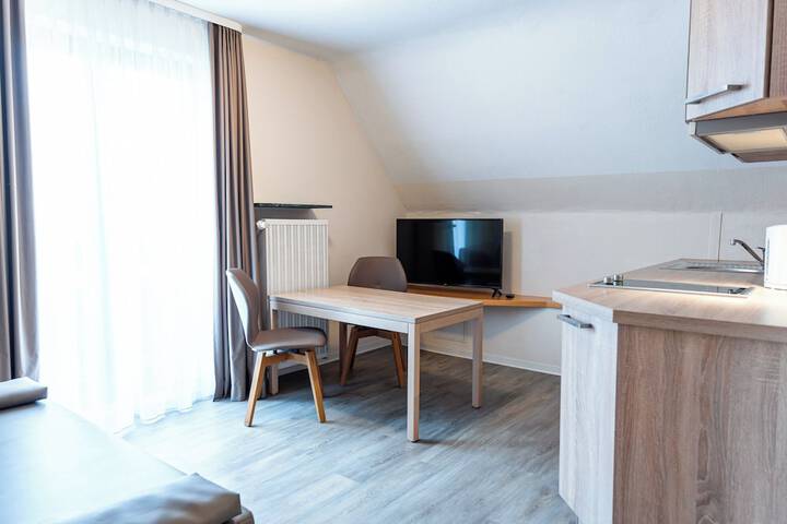 Room 45 of 83