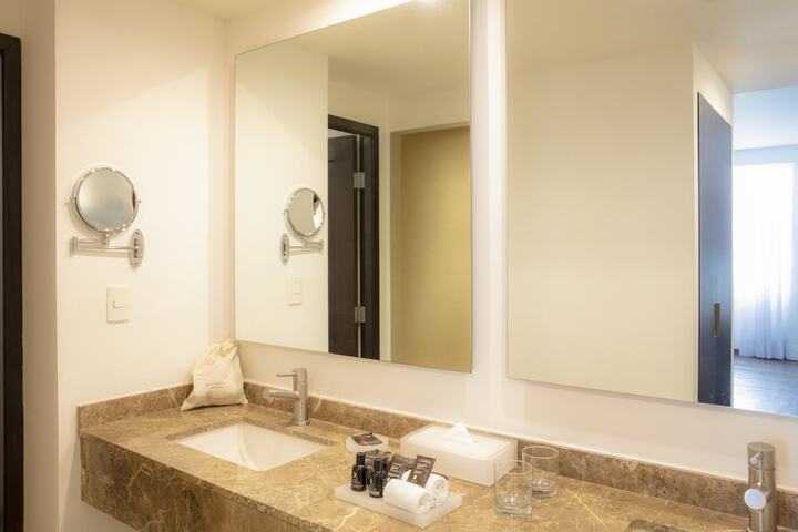 Clean Restrooms