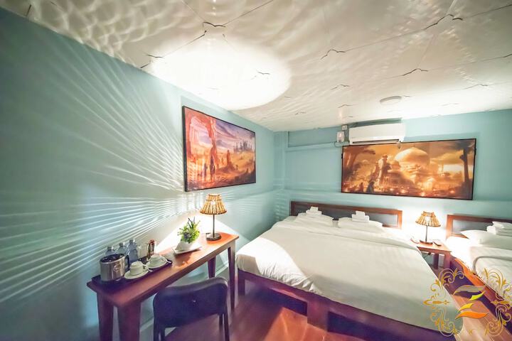 Room 22 of 47
