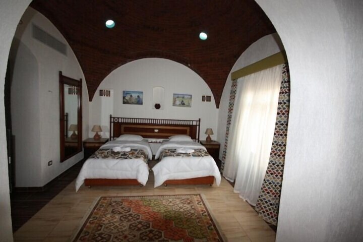 Room 5 of 31