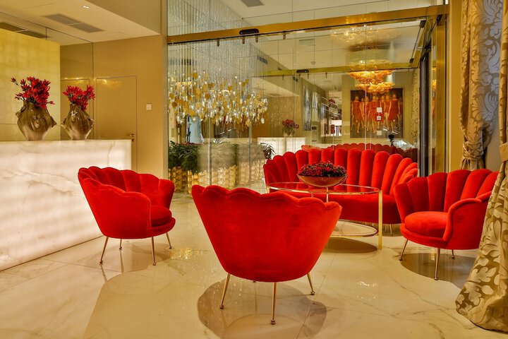 Guest Lobby