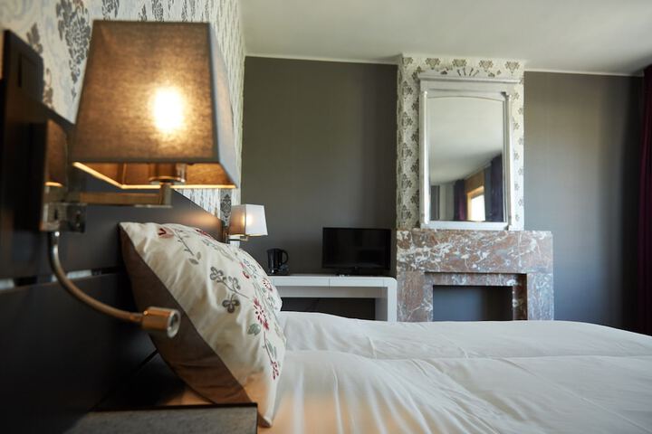 Room 15 of 41